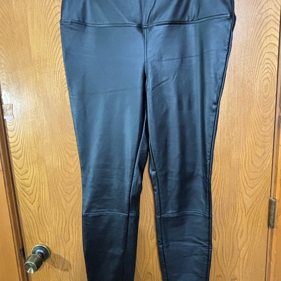 Black Faux Leather Pants Large NWOT - Picture 7 of 7